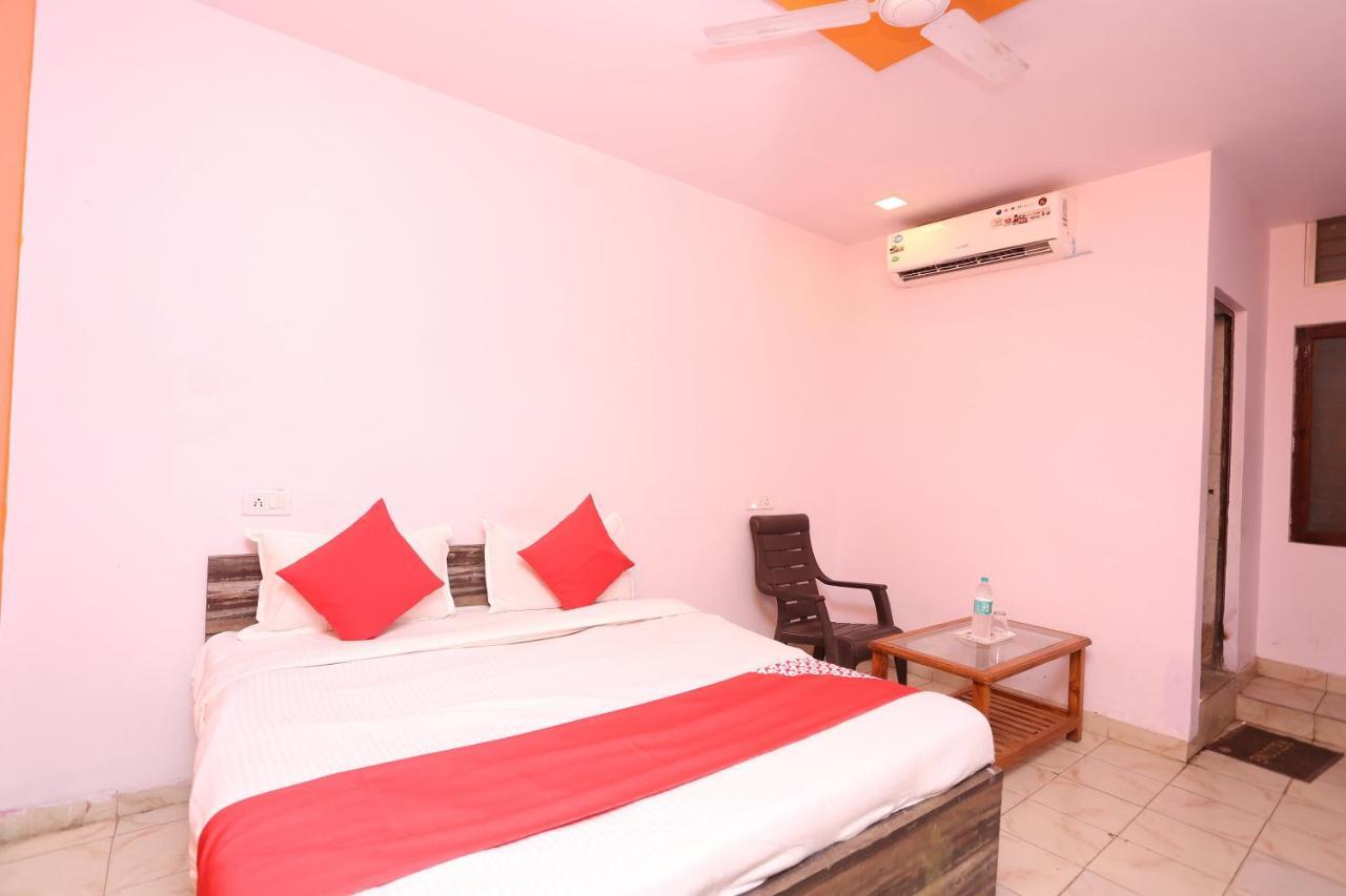 Oyo 37533 Hotel Ashirwad Jabalpur Eksteriør billede