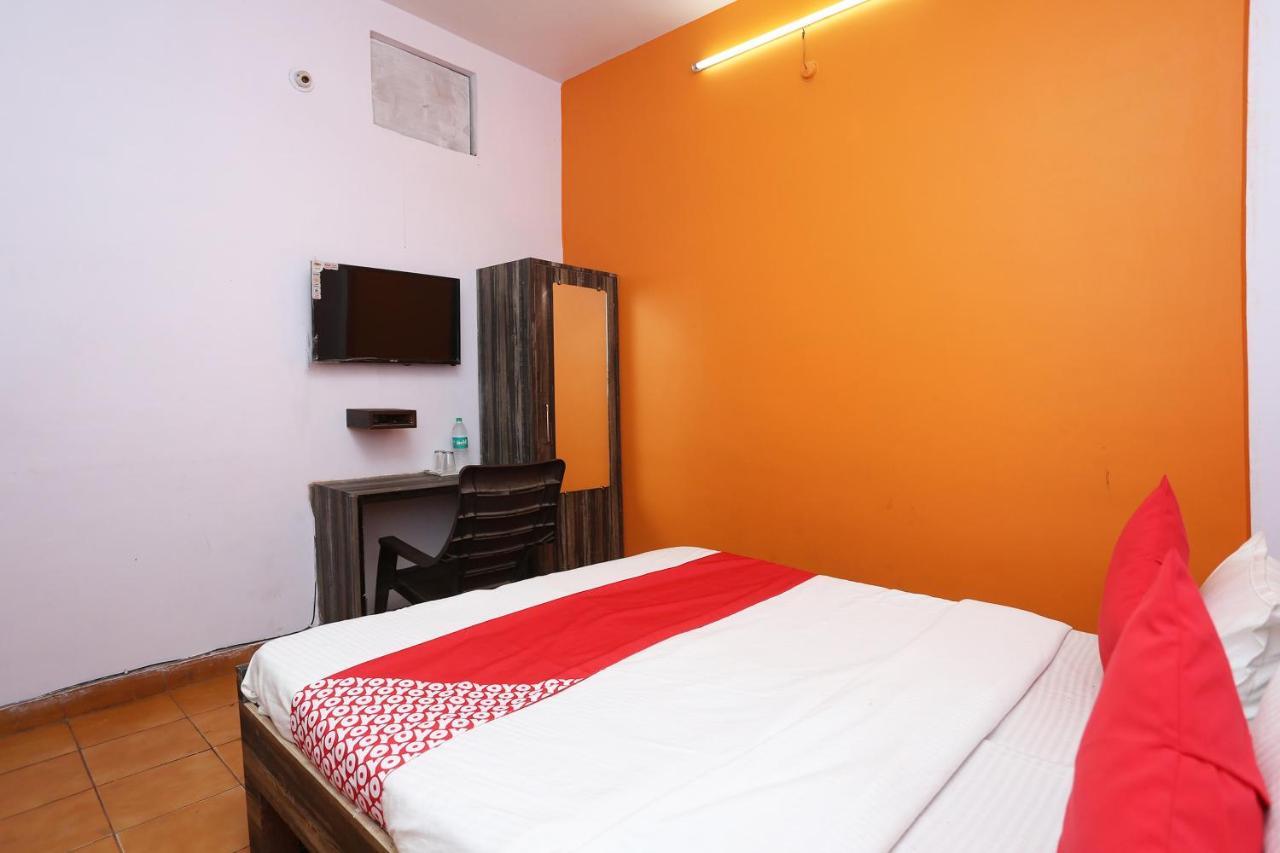 Oyo 37533 Hotel Ashirwad Jabalpur Eksteriør billede