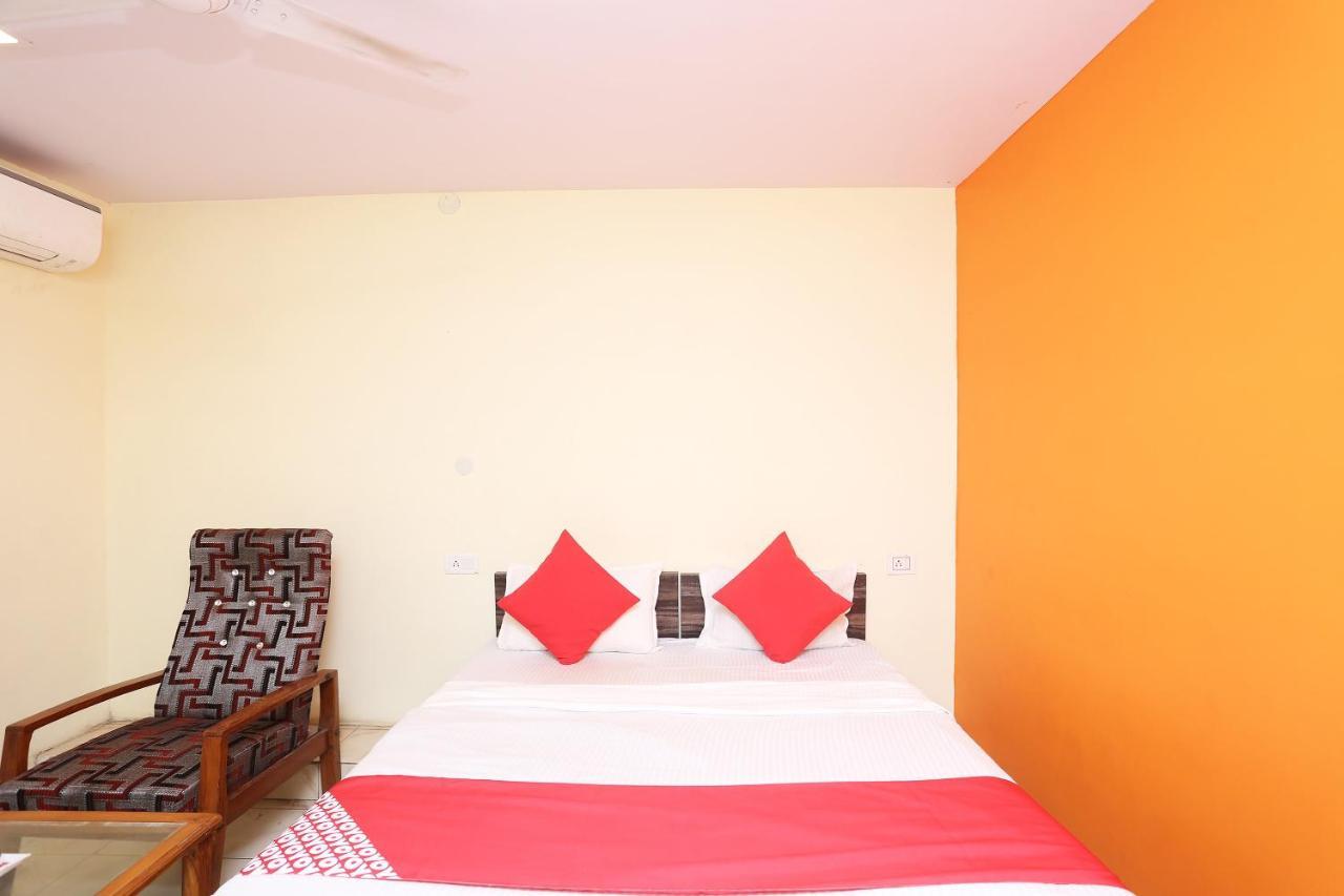 Oyo 37533 Hotel Ashirwad Jabalpur Eksteriør billede